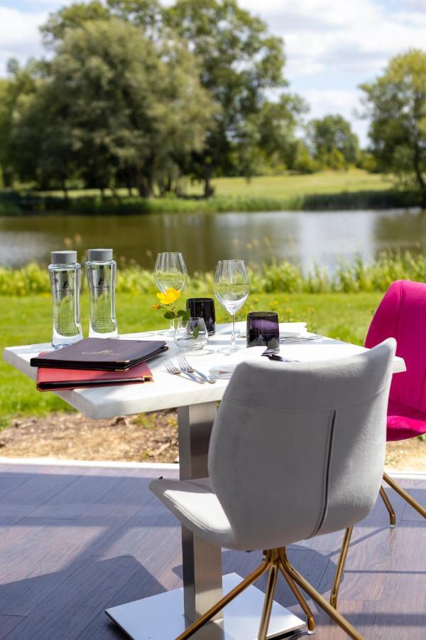 Kingfisher Hotel, Golf And Country Club Milton Keynes Eksteriør bilde