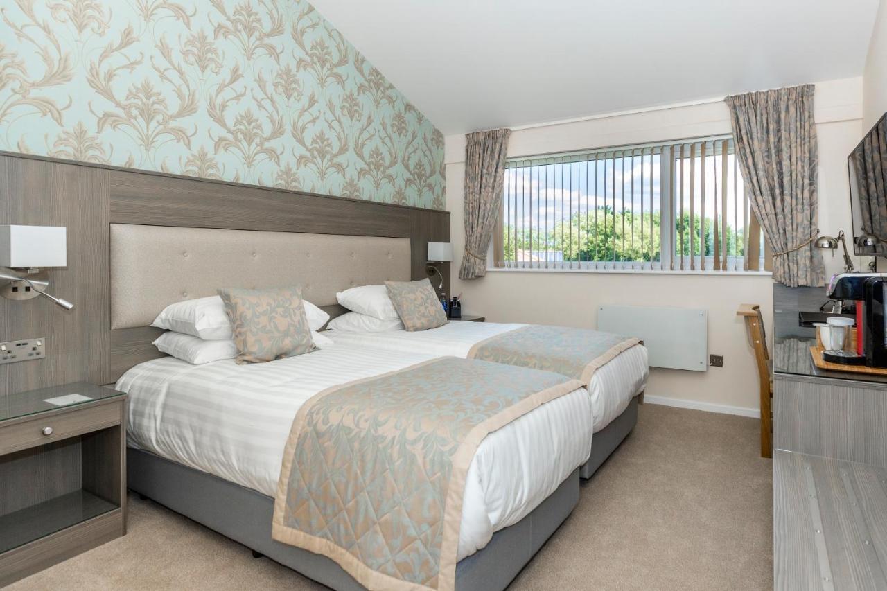 Kingfisher Hotel, Golf And Country Club Milton Keynes Rom bilde